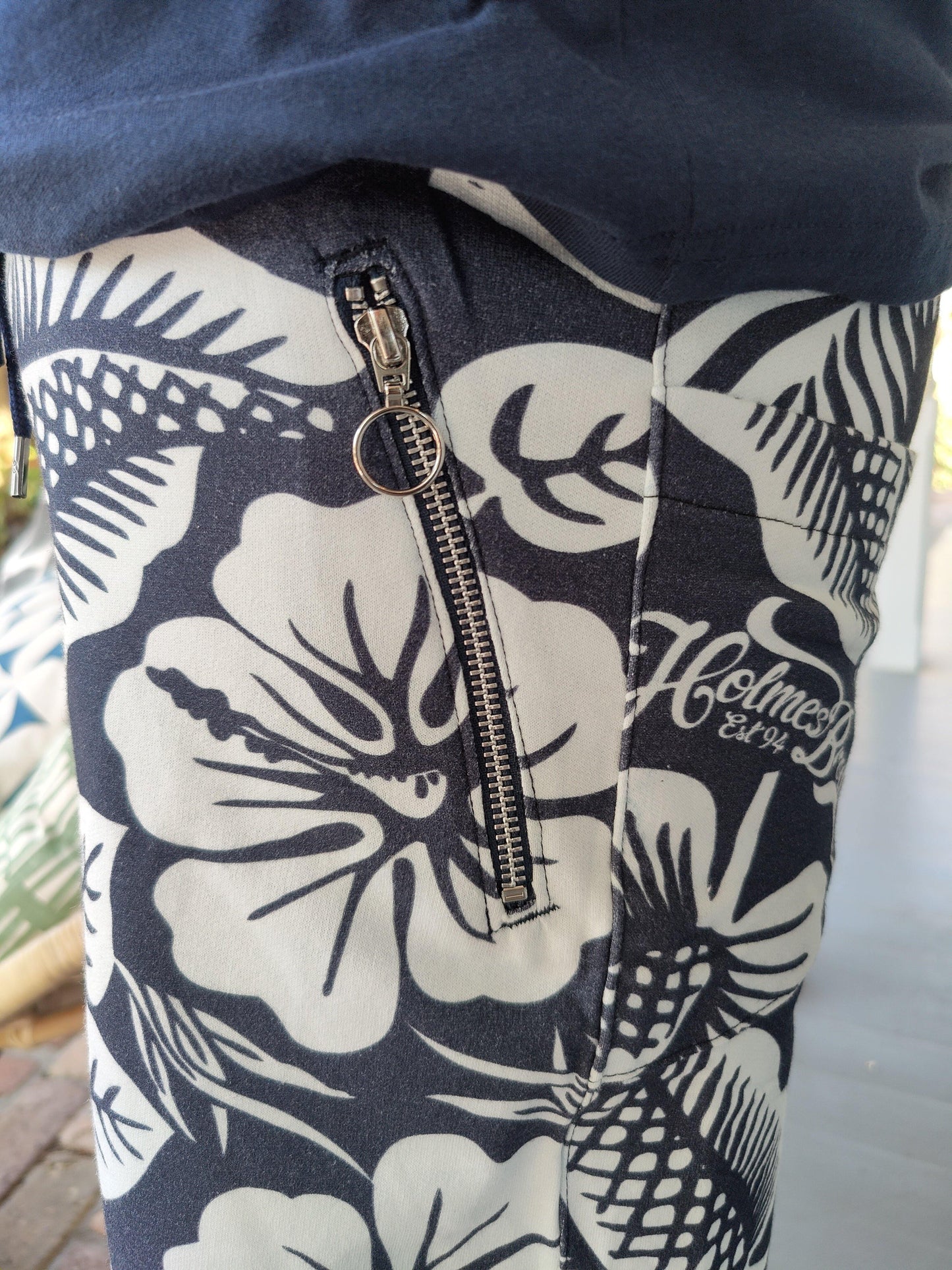 Navy Leaf Men's Shorts - stok.